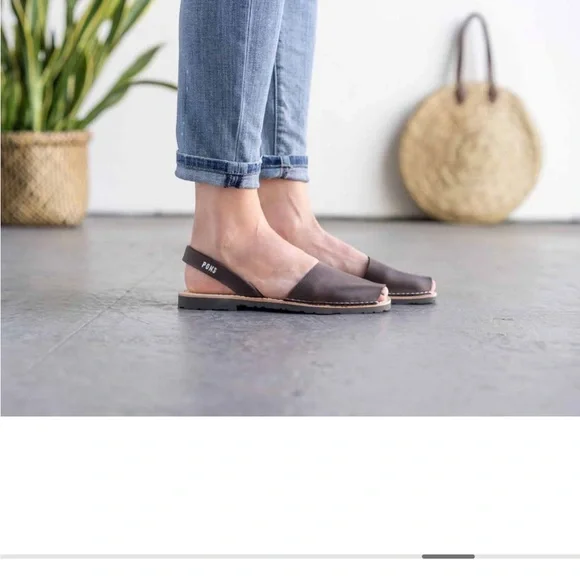 Pons Avarca Classic Women's Sandals - Dark Brown (Lava) - Size 10 - Picture 2 of 6